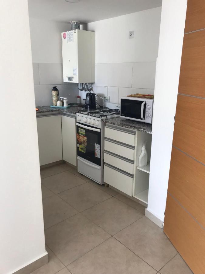 Dto Nuevo Barrio Universitario II , Wifi Y Cochera-Check In Express-Pet Friendly Bahía Blanca المظهر الخارجي الصورة