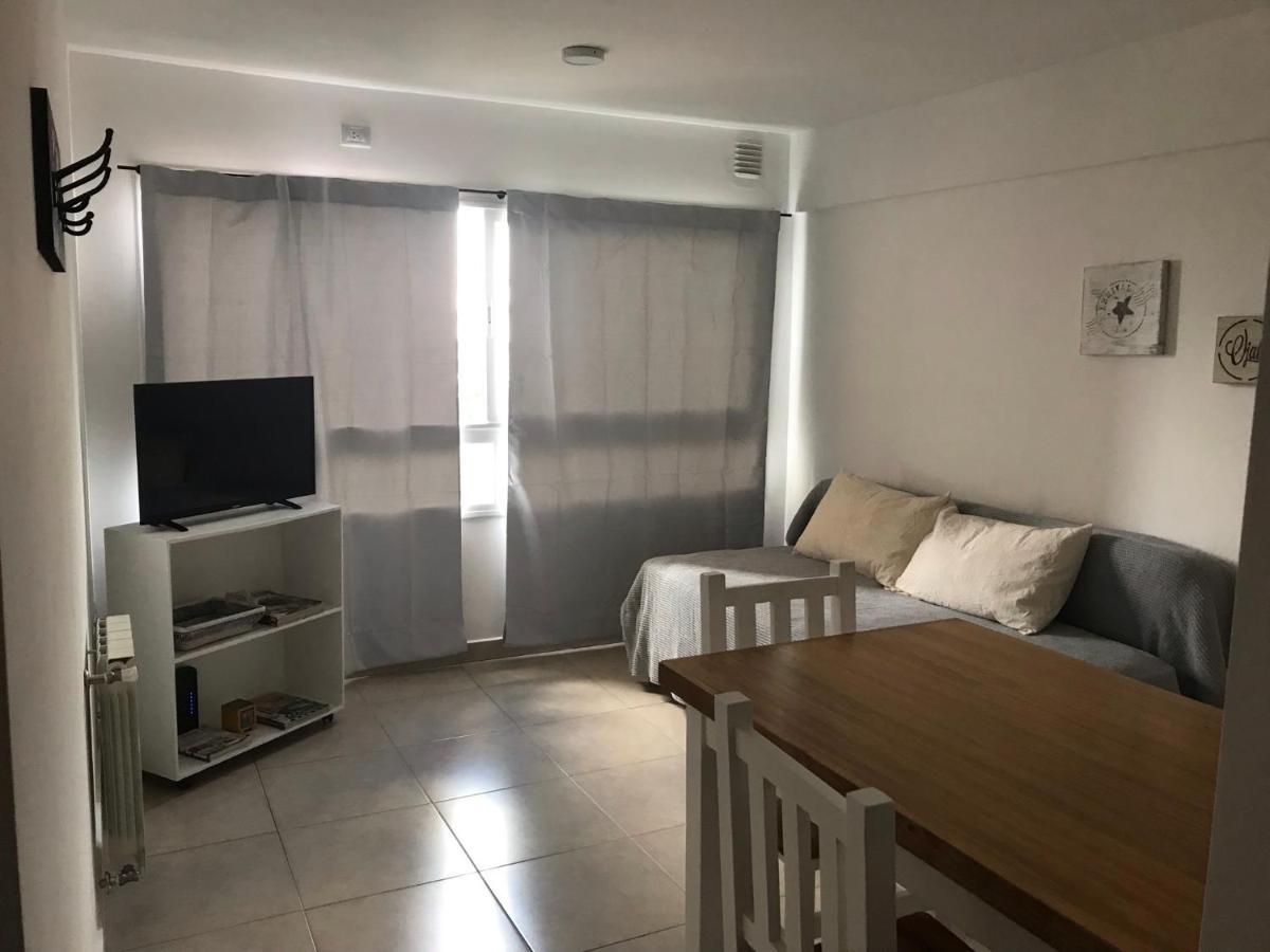 Dto Nuevo Barrio Universitario II , Wifi Y Cochera-Check In Express-Pet Friendly Bahía Blanca المظهر الخارجي الصورة