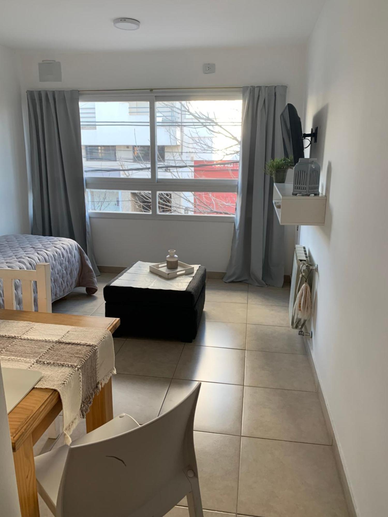 Dto Nuevo Barrio Universitario II , Wifi Y Cochera-Check In Express-Pet Friendly Bahía Blanca المظهر الخارجي الصورة