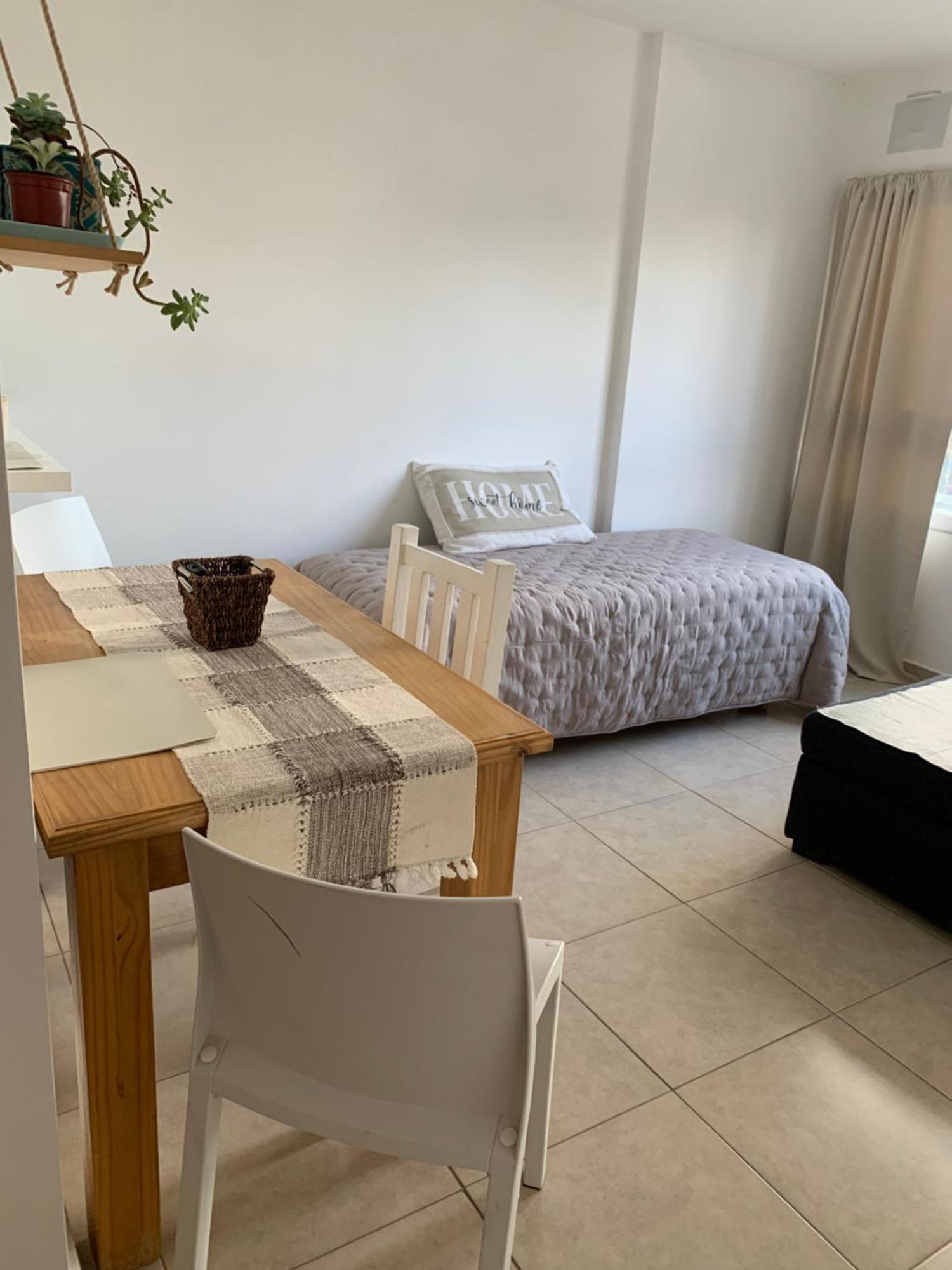Dto Nuevo Barrio Universitario II , Wifi Y Cochera-Check In Express-Pet Friendly Bahía Blanca المظهر الخارجي الصورة